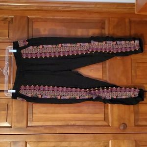 Johnny Was embroidered Pascaccio cargo pants sz M